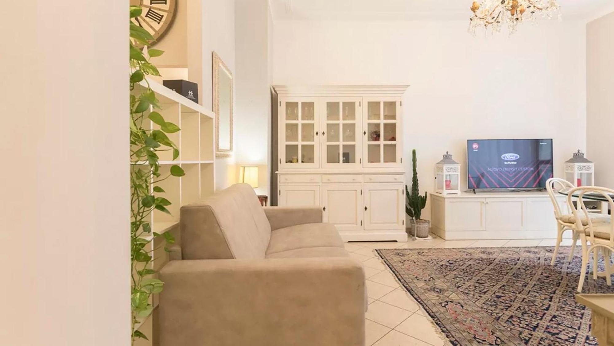 Classbnb - Two Apartments 400 Meters From The Duomo ミラノ エクステリア 写真