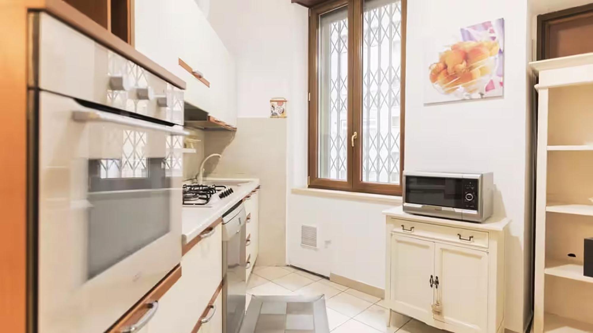 Classbnb - Two Apartments 400 Meters From The Duomo ミラノ エクステリア 写真