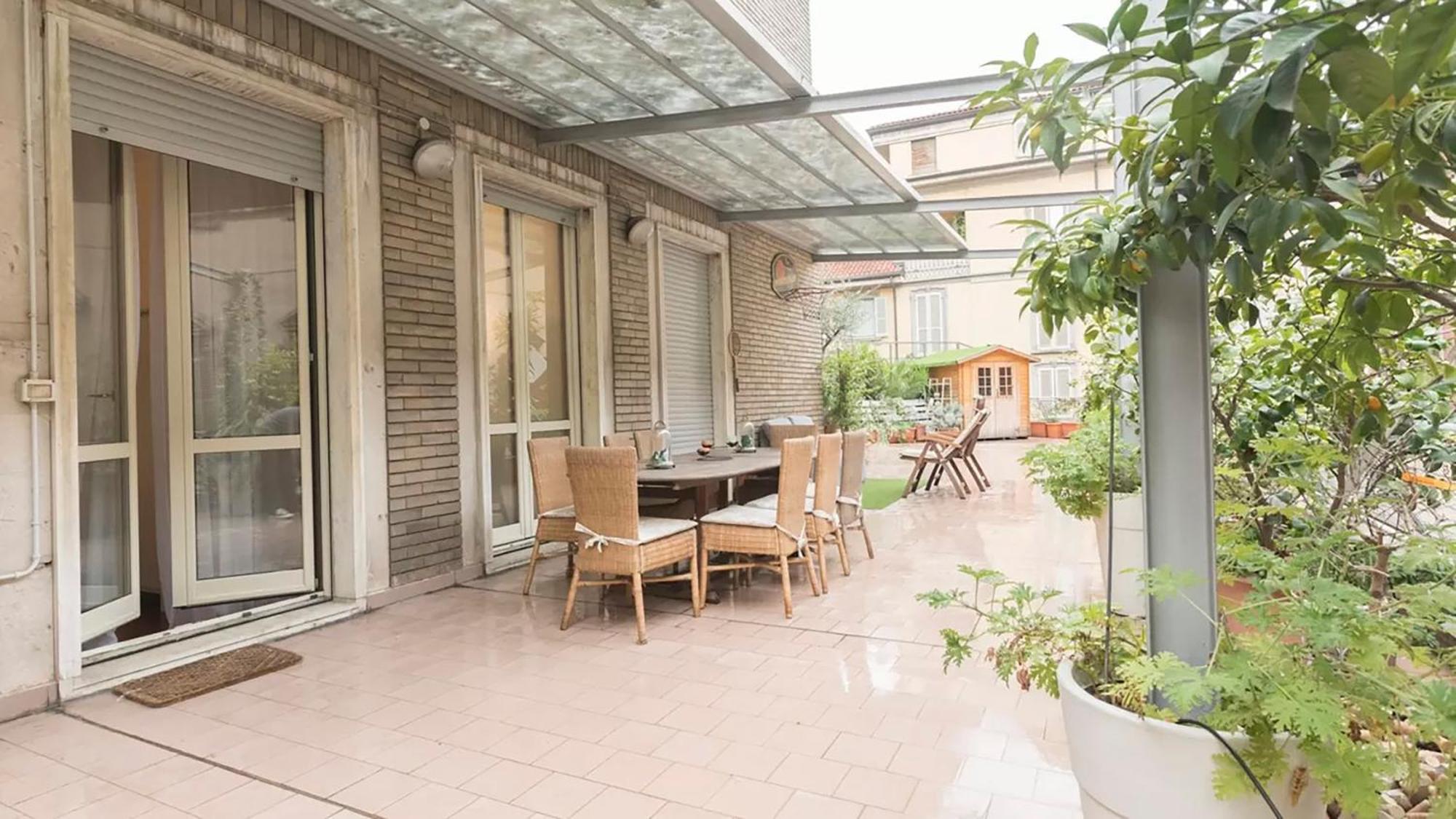 Classbnb - Two Apartments 400 Meters From The Duomo ミラノ エクステリア 写真